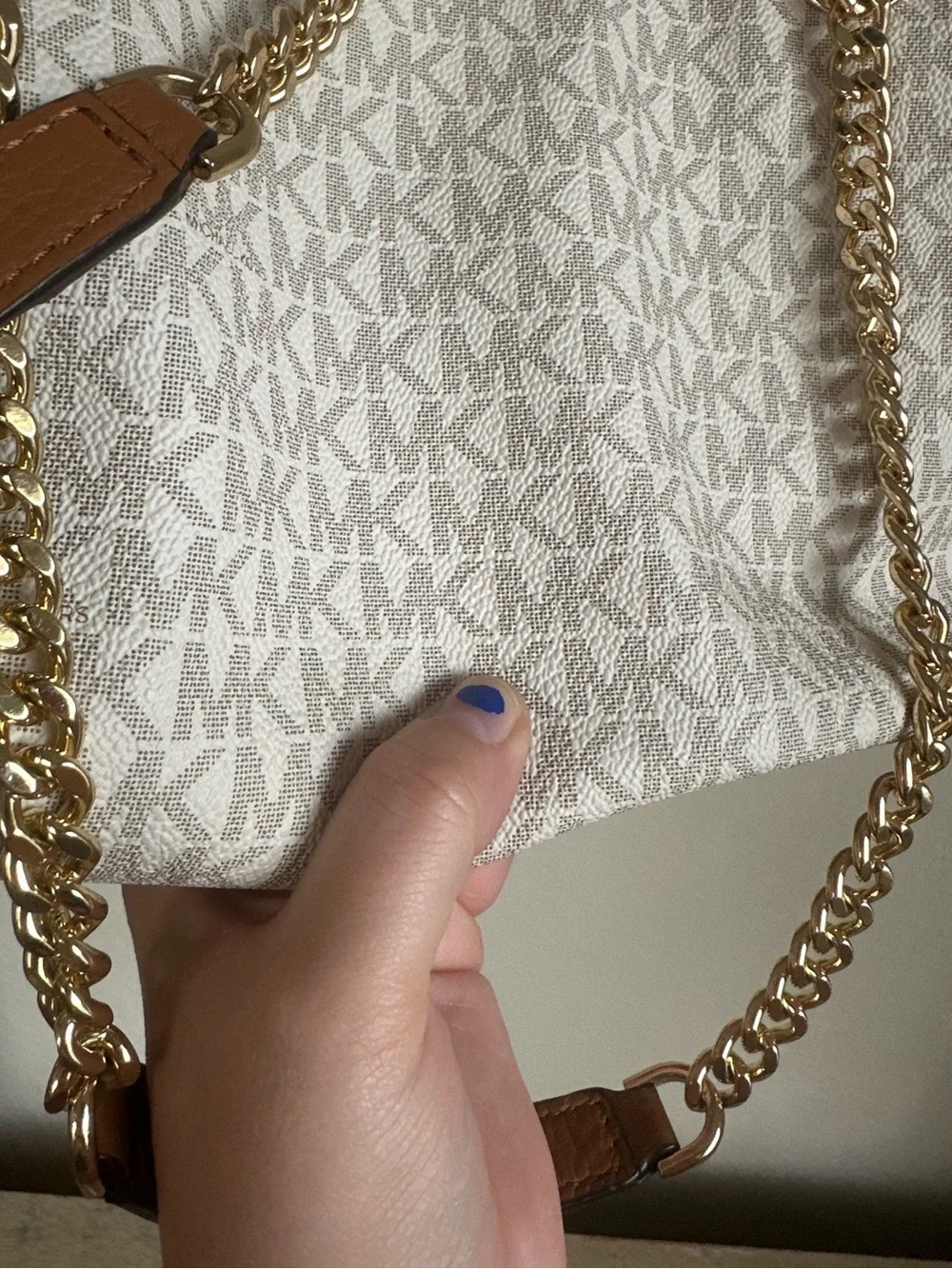 Michael Kors Jet Set Chain Medium Shoulder Messenger Bag